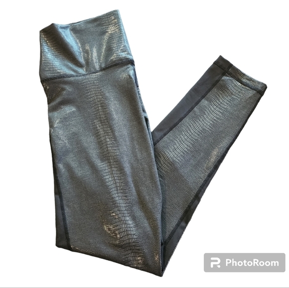 DYI Pants - DYI Legging - snake skin - metallic- size Large